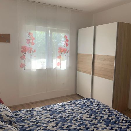 זאדאר Apartment Roni מראה חיצוני תמונה