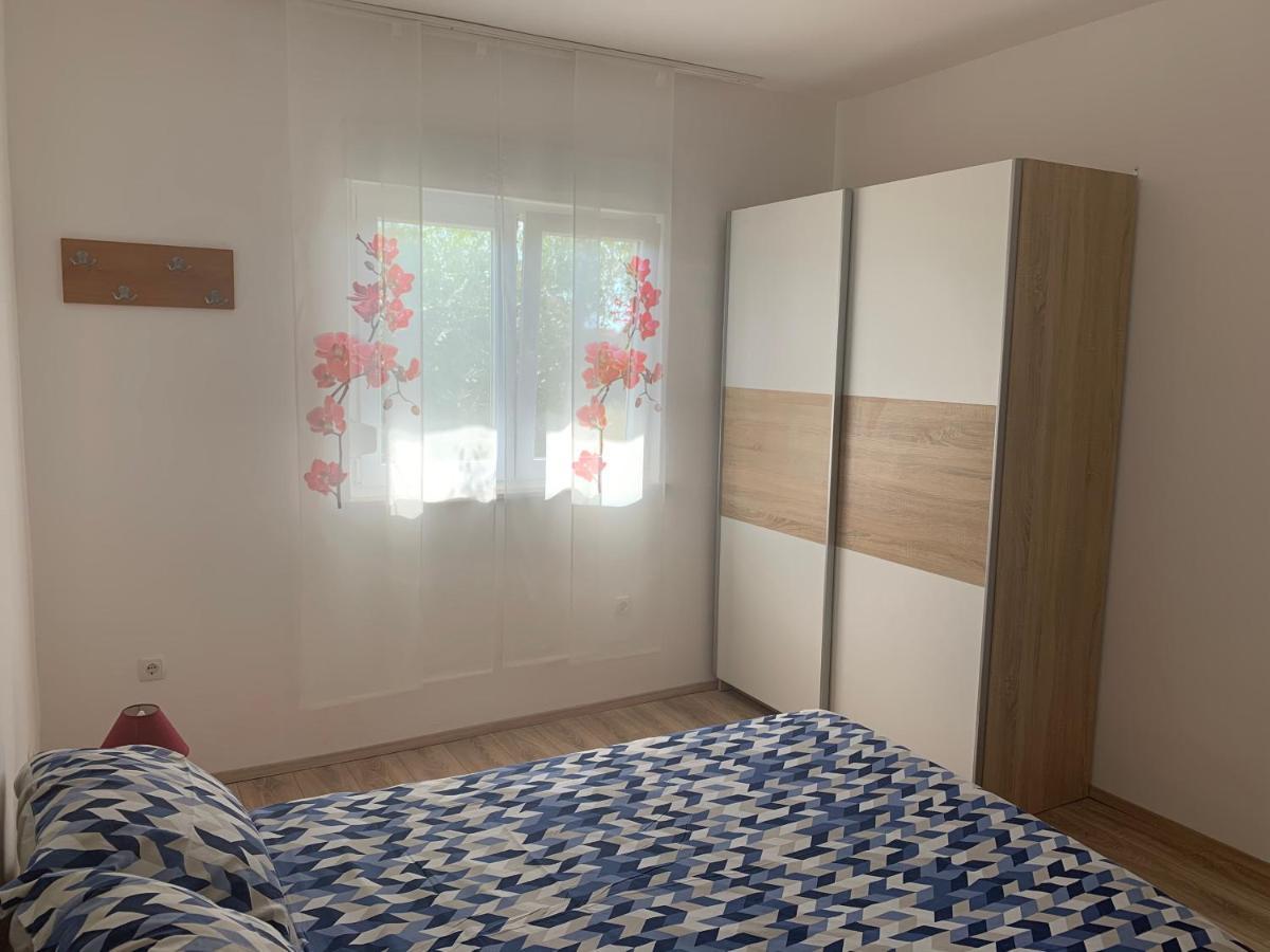 זאדאר Apartment Roni מראה חיצוני תמונה