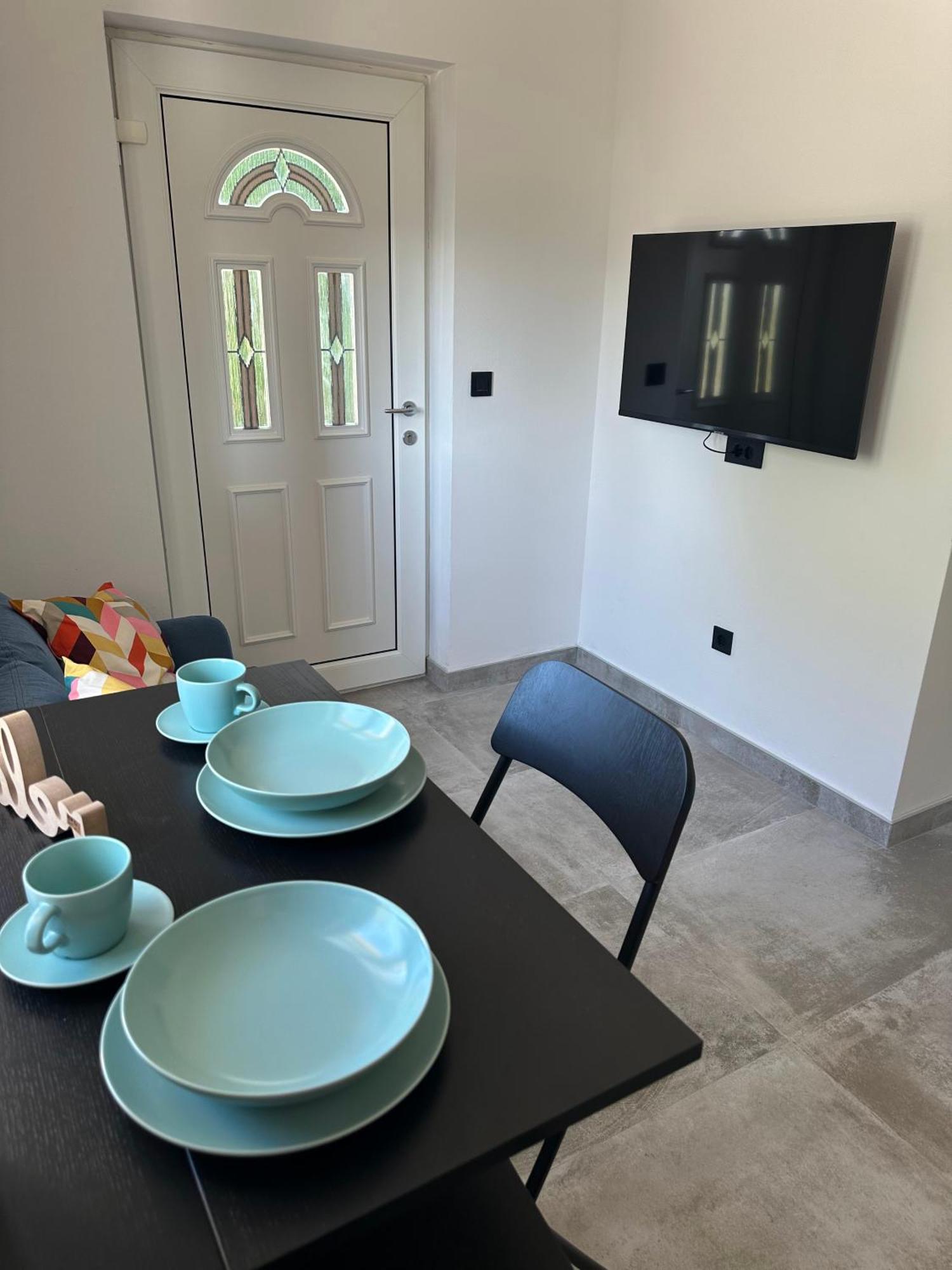 זאדאר Apartment Roni מראה חיצוני תמונה