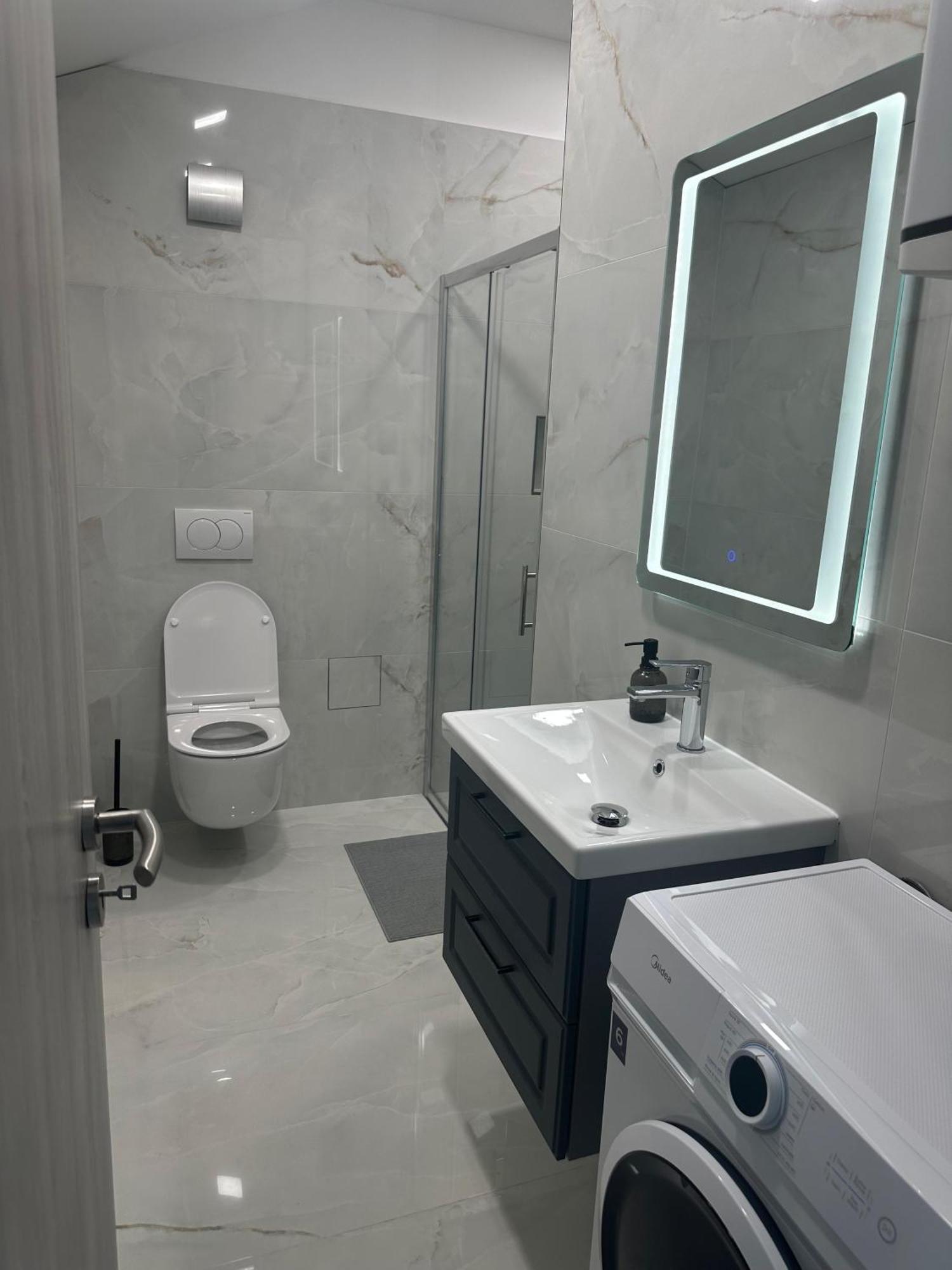 זאדאר Apartment Roni מראה חיצוני תמונה